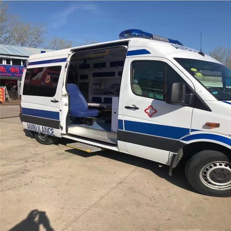 松桃私人长途救护车出租转院回家